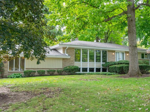 18175 Redvere Dr, Brookfield, WI 53045