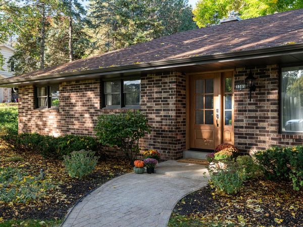 3385 Bradee Rd, Brookfield, WI 53005