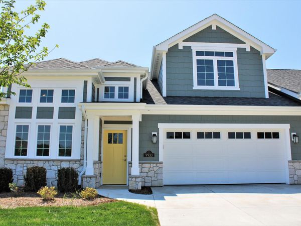 9933 46th Ct, Unit 31, Pleasant Prairie, WI 53158