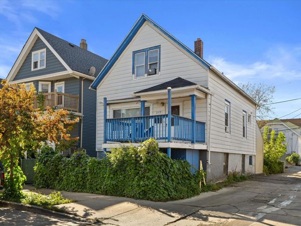 2319 S 17th St, Milwaukee, WI 53215