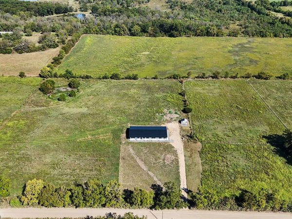 5400 W Groat Road , Hulbert, OK 74441
