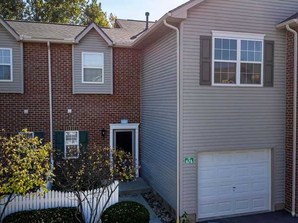 676 Spring Valley Drive , Lewis Center, OH 43035