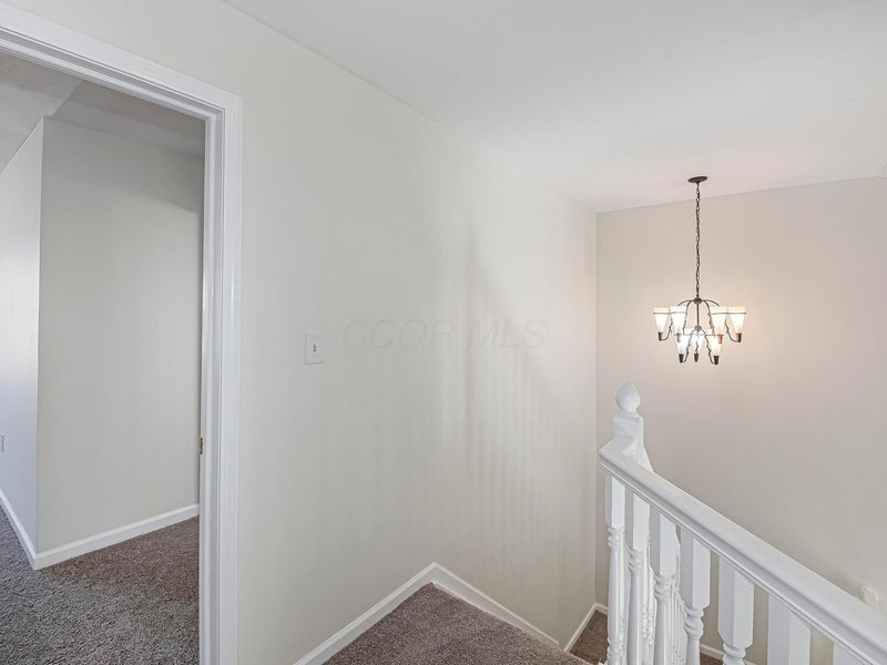 676 Spring Valley Drive , Lewis Center, OH 43035 Photo 22