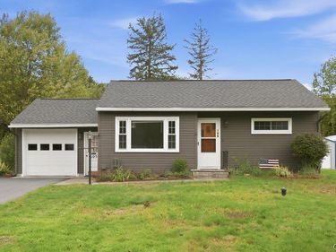 105 Edden Lane, Syracuse, NY 13212