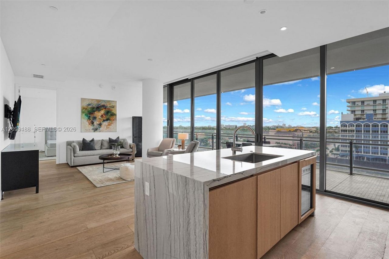 8701 Collins Ave , Unit 603, Miami Beach, FL 33154 Photo