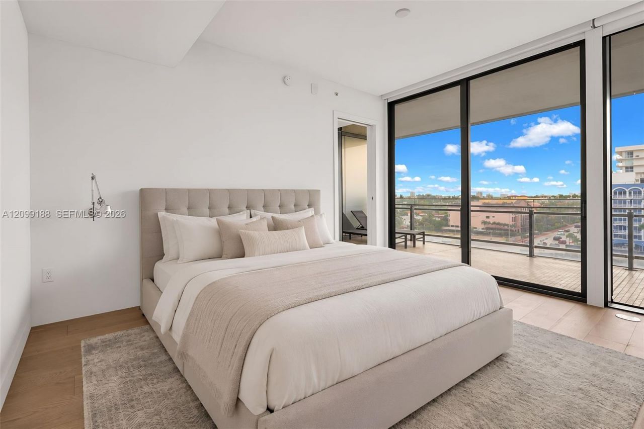 8701 Collins Ave , Unit 603, Miami Beach, FL 33154 Photo