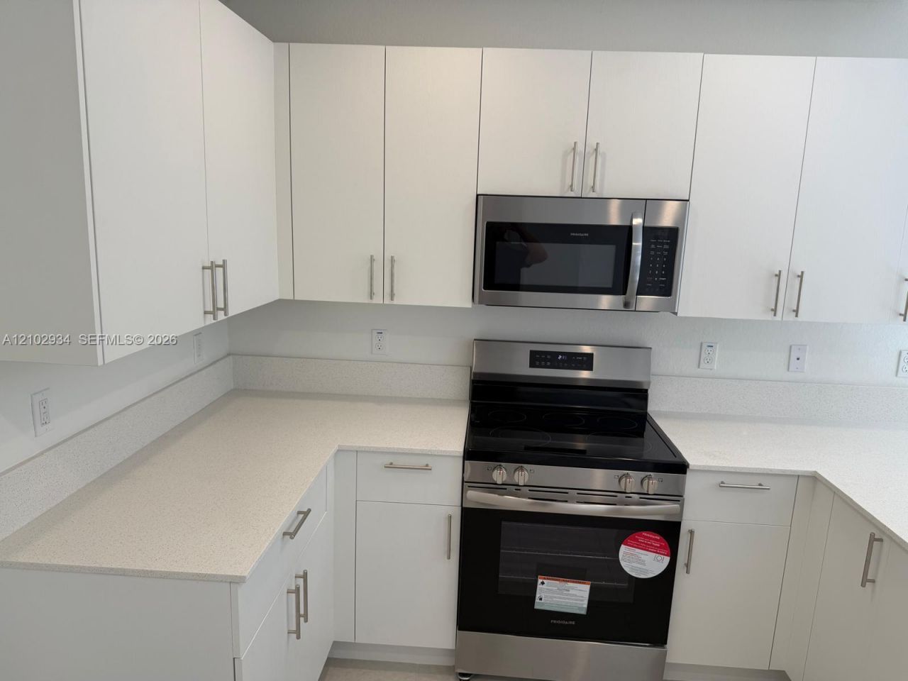 5060 SW 37th , Unit 5060, Pembroke Park, FL 33023 Photo