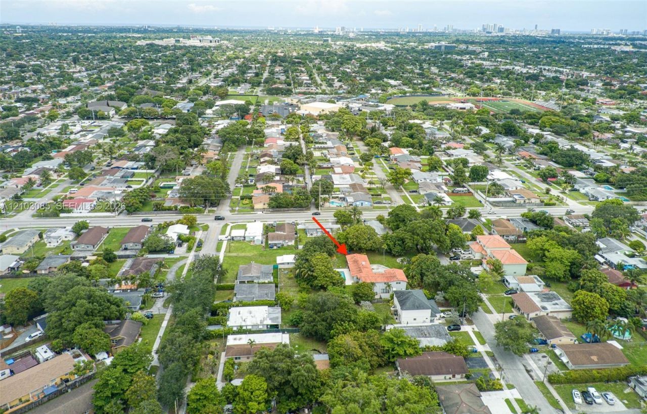 5613 Pierce St , Unit 2, Hollywood, FL 33021 Photo