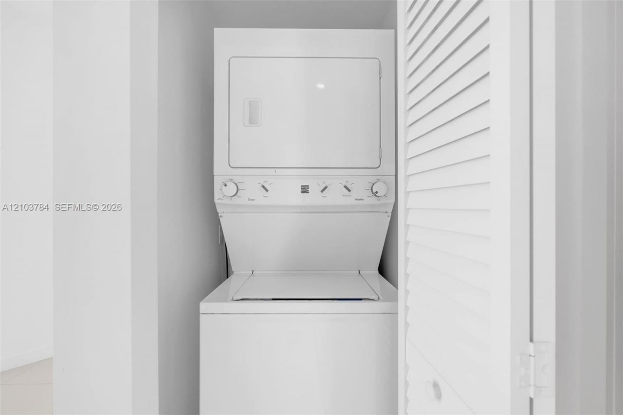 1010 SW 2nd Ave , Unit 1003, Miami, FL 33130 Photo