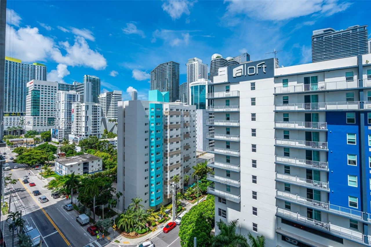 1010 SW 2nd Ave , Unit 1003, Miami, FL 33130 Photo