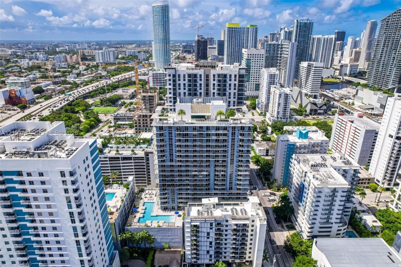 1010 SW 2nd Ave , Unit 1003, Miami, FL 33130 Photo