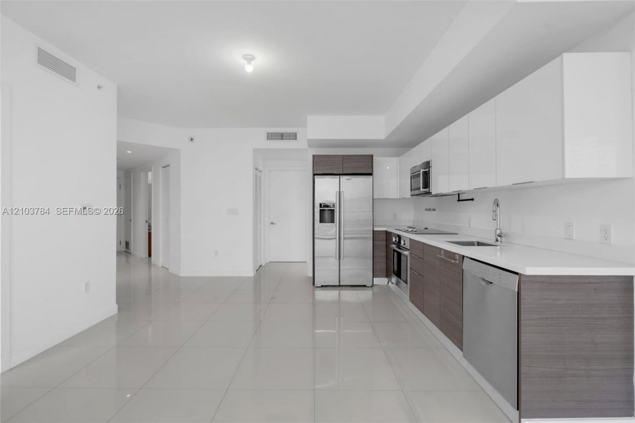 1010 SW 2nd Ave , Unit 1003, Miami, FL 33130 Photo