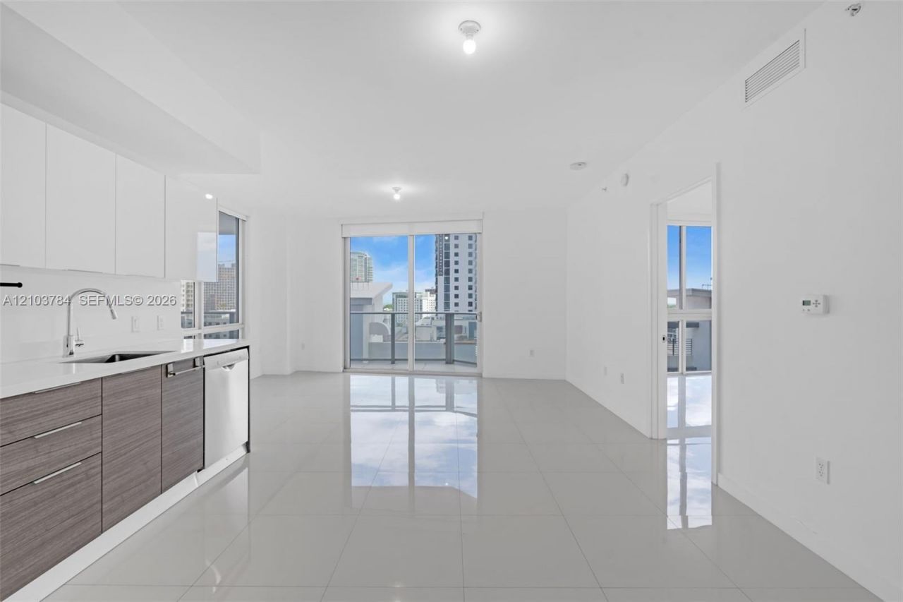 1010 SW 2nd Ave , Unit 1003, Miami, FL 33130 Photo