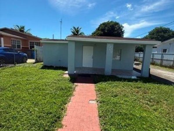 5328 NW 18TH ST , Unit 5328, West Park, FL 33023