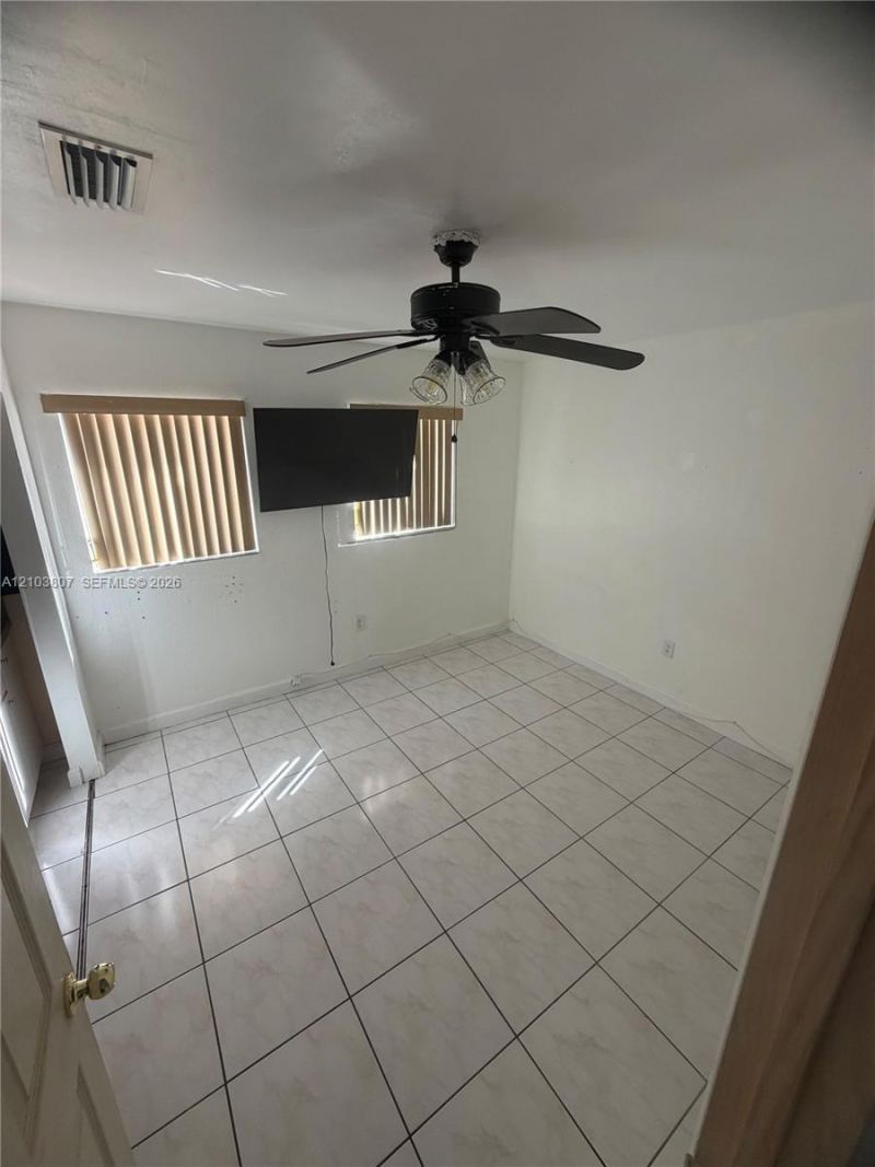 5890 W 25th Ct, Unit 6, Hialeah, FL 33016 Photo