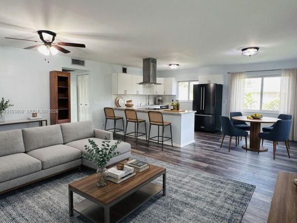 850 SW 133rd Ter , Unit 318B, Pembroke Pines, FL 33027