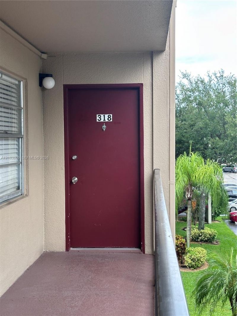 850 SW 133rd Ter , Unit 318B, Pembroke Pines, FL 33027 Photo