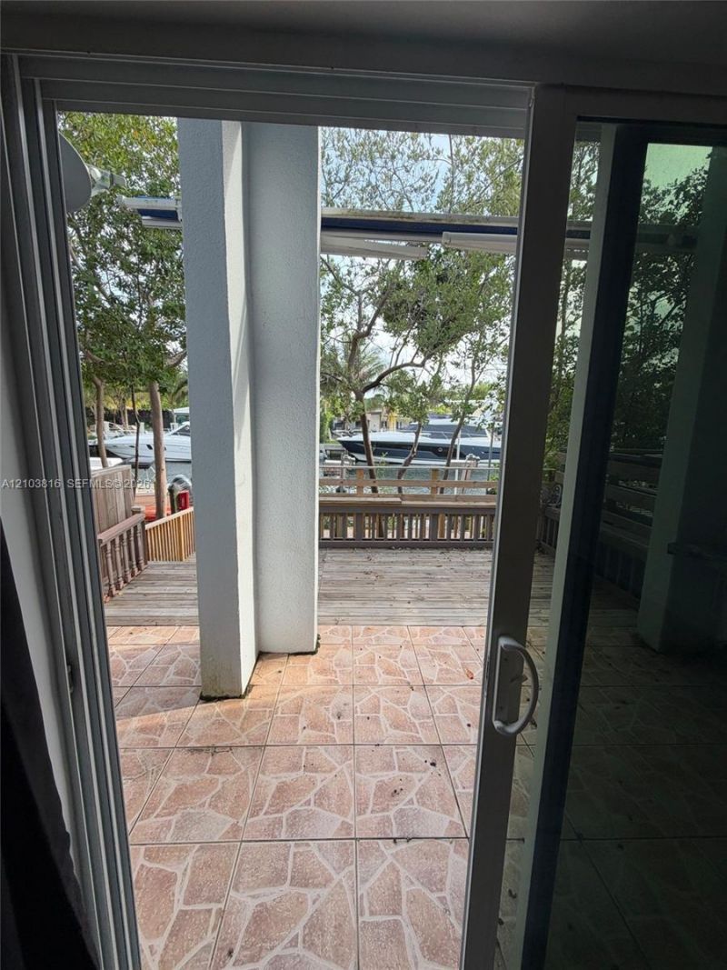 2408 NE 135th St, Unit 2408, North Miami, FL 33181 Photo