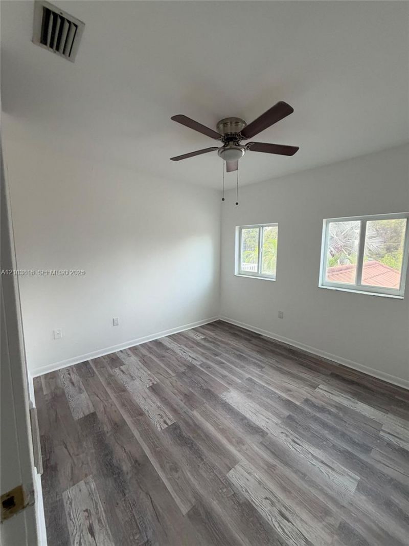 2408 NE 135th St, Unit 2408, North Miami, FL 33181 Photo