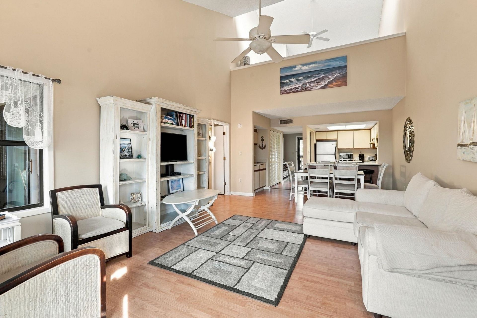 501 Maison Dr.  Photo 9