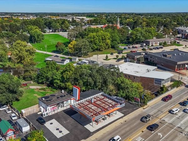 3702 W Elm Street , McHenry, IL 60050