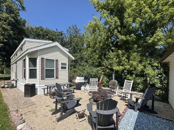 N10878 Rainbow TERRACE, Fox Lake, WI 53933