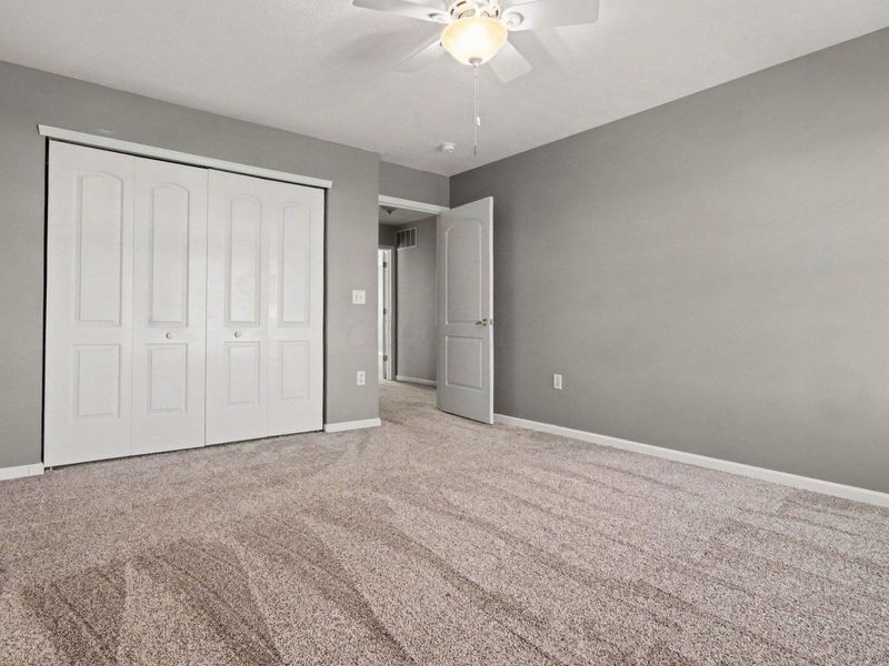 741 Mystic Pointe Drive , Lewis Center, OH 43035 Photo 15