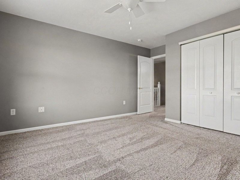 741 Mystic Pointe Drive , Lewis Center, OH 43035 Photo 18