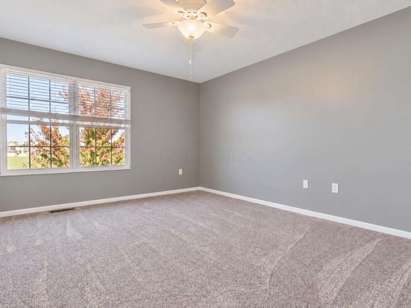 741 Mystic Pointe Drive , Lewis Center, OH 43035 Photo 19