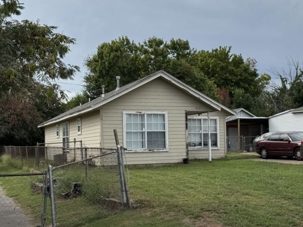 430 S 48th West Avenue , Tulsa, OK 74127
