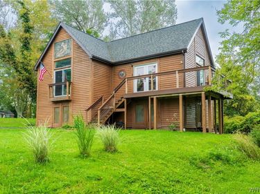 3030 Hopkins Road, Amherst, NY 14228