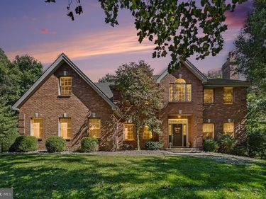 6 GLENCARRON COURT, DILLSBURG, PA 17019