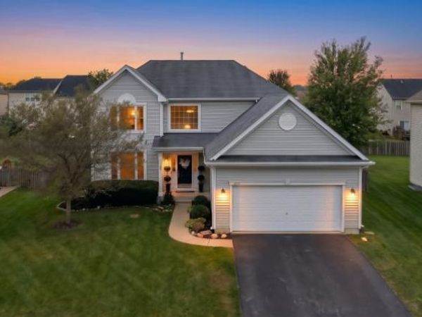 207 Willington Way, Oswego, IL 60543