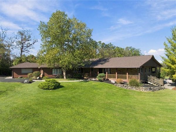 114 Hickory Lane, Lebanon, OH 45036