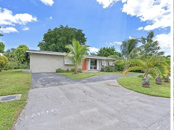 4020 NE 18TH Avenue, Pompano Beach, FL 33064