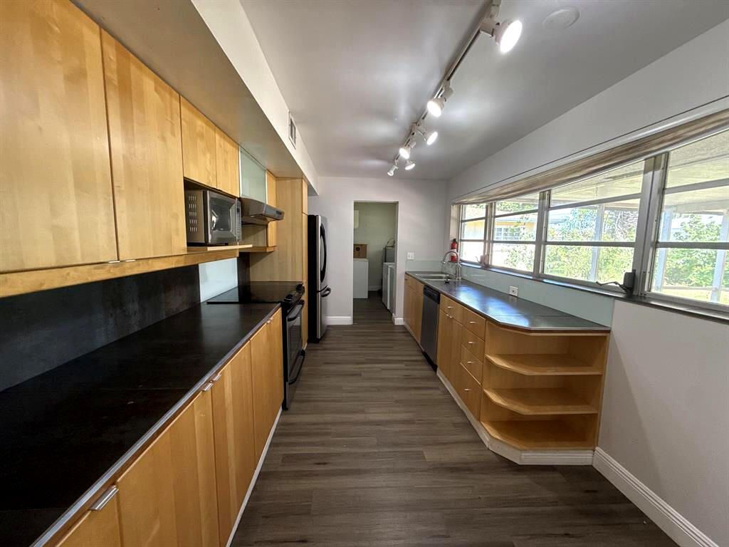 4020 NE 18th Avenue, Pompano Beach, FL 33064 Photo