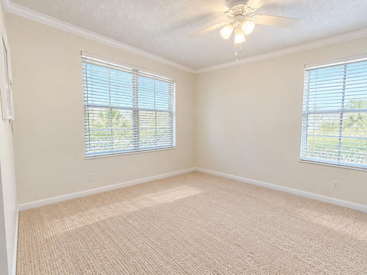 337 October Street, Palm Beach Gardens, FL 33410 Photo