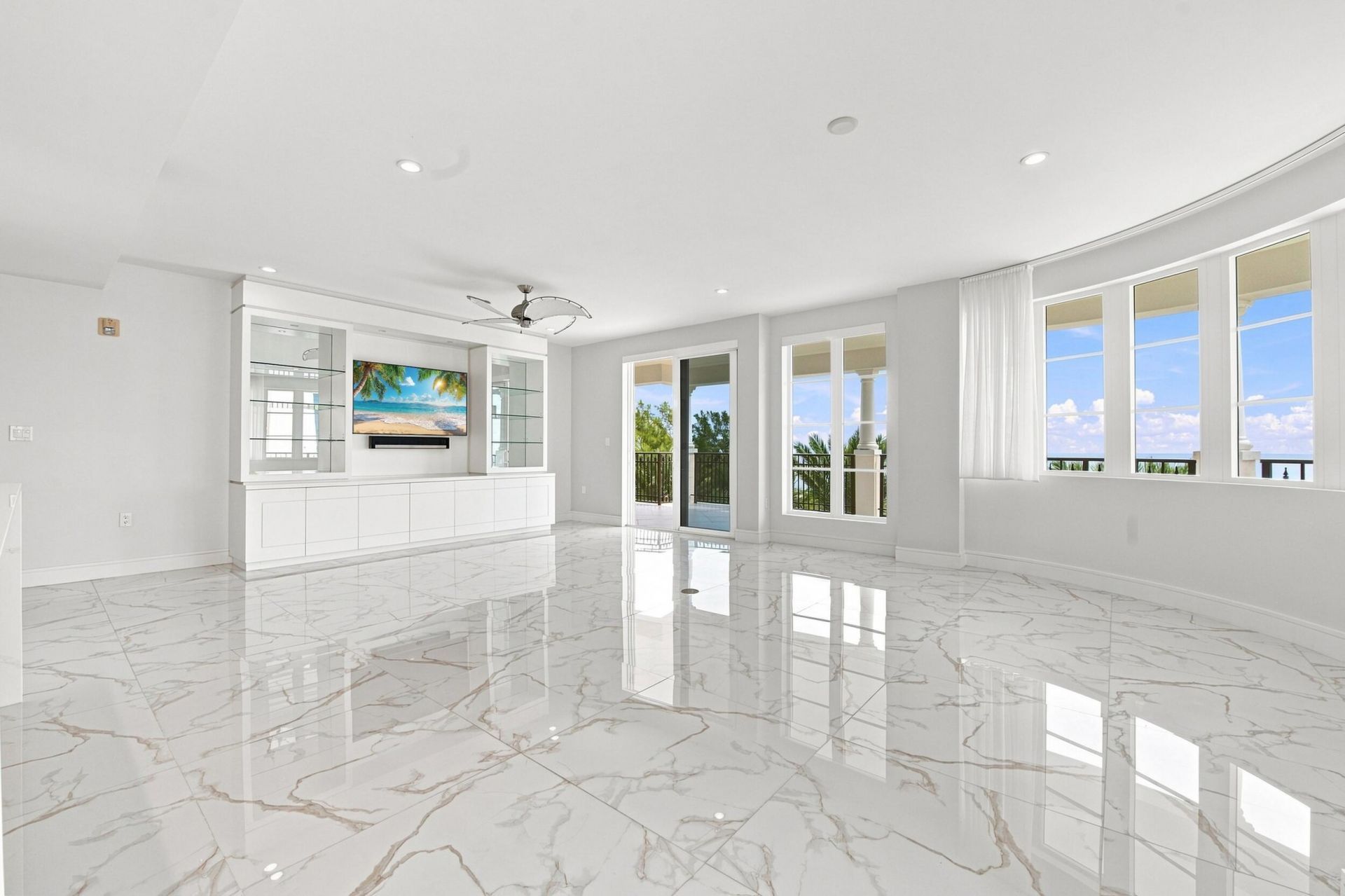 155 Ocean Avenue, Unit 502, Palm Beach Shores, FL 33404 Photo