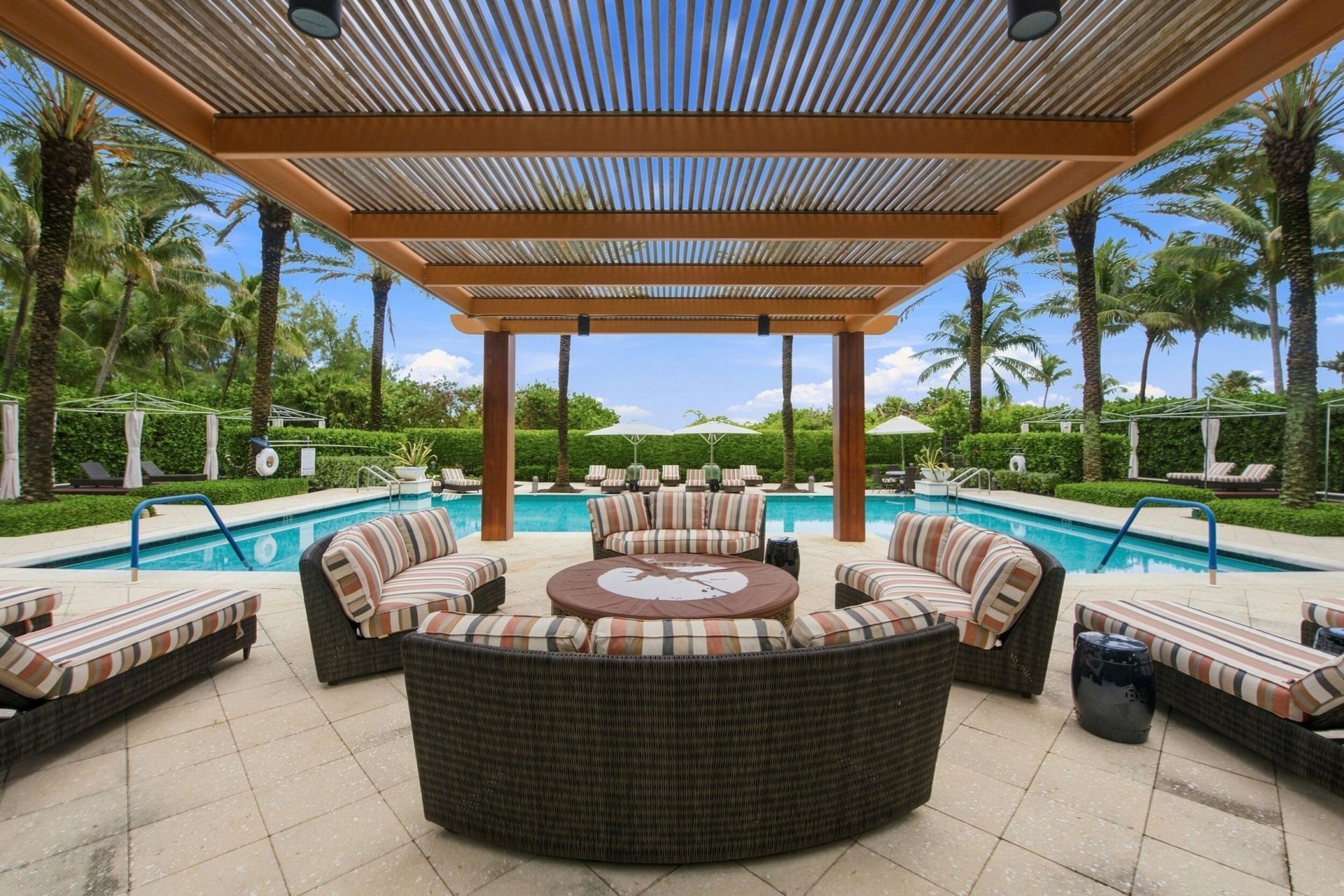 155 Ocean Avenue, Unit 502, Palm Beach Shores, FL 33404 Photo