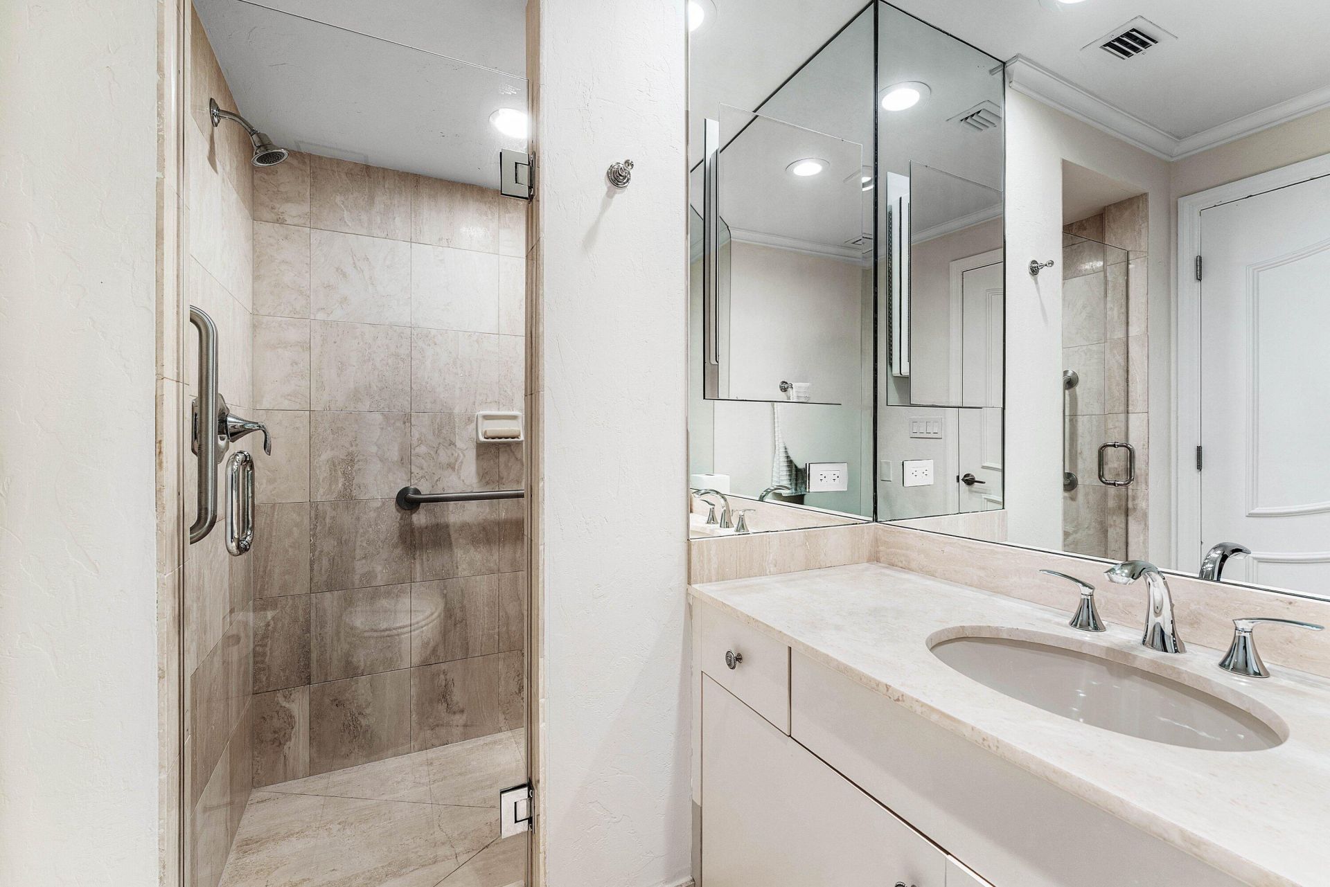 300 SE 5th Avenue, Unit 3170, Boca Raton, FL 33432 Photo
