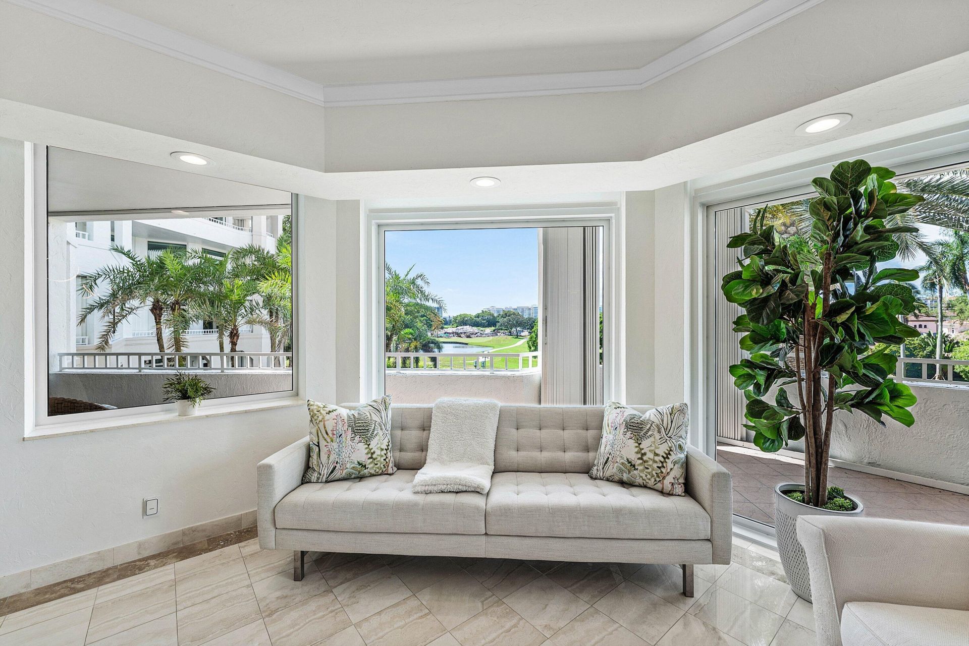 300 SE 5th Avenue, Unit 3170, Boca Raton, FL 33432 Photo
