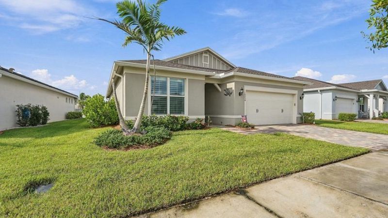 10254 SW Sarcoline Drive, Port Saint Lucie, FL 34987 Photo