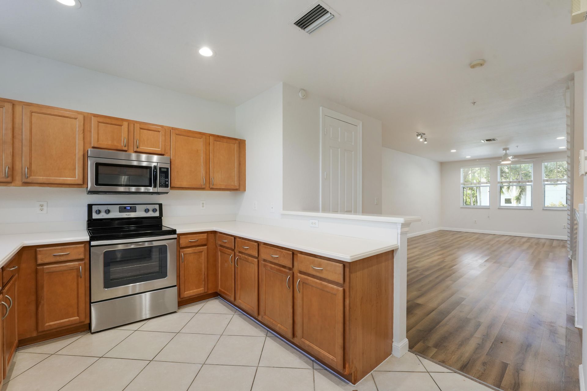 430 Amador Lane, Unit 6, West Palm Beach, FL 33401 Photo