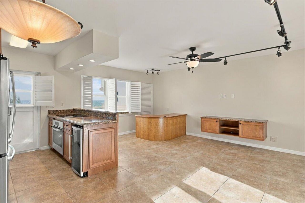901 S Surf Road, Unit 506, Hollywood, FL 33019 Photo