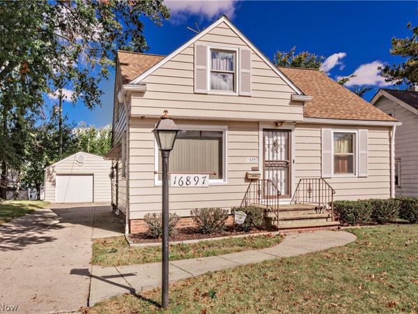 16897 Mapleboro Avenue , Maple Heights, OH 44137