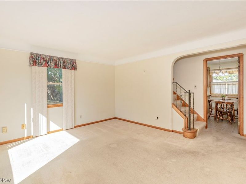 16897 Mapleboro Avenue, Maple Heights, OH 44137 Photo 5