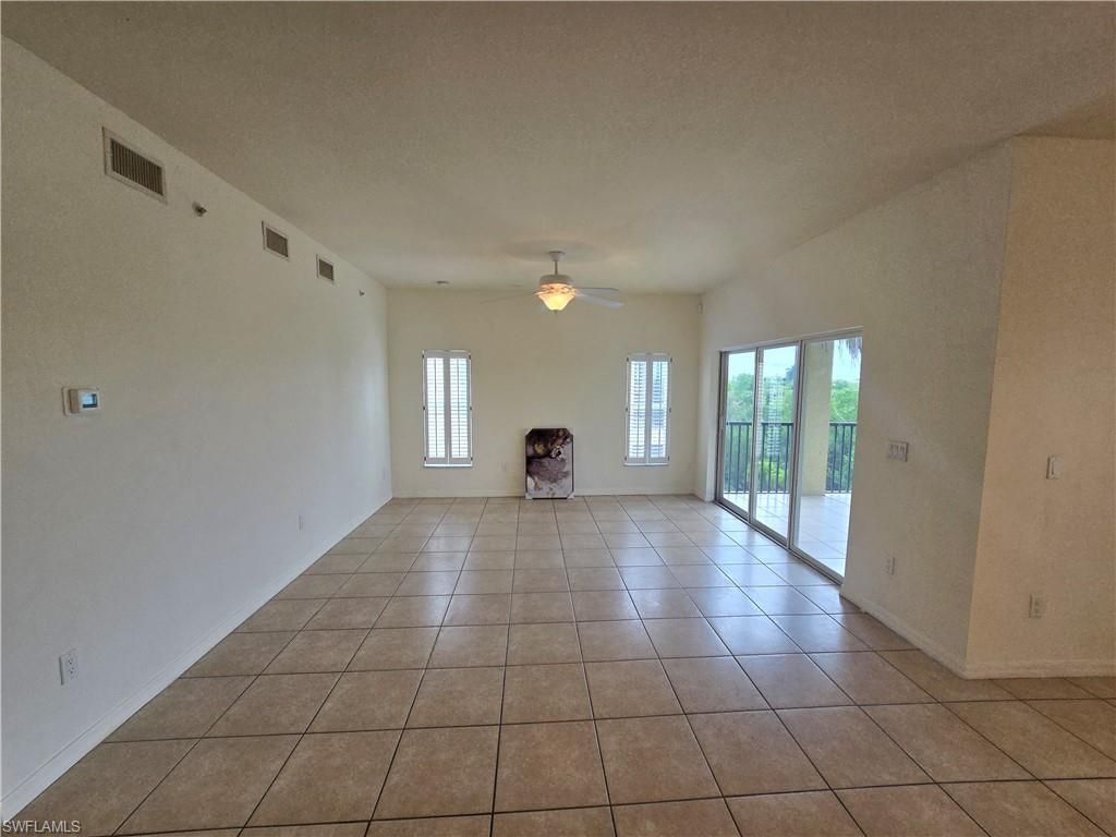 10080 Lake Cove Dr , Unit 202, Fort Myers, FL 33908 Photo