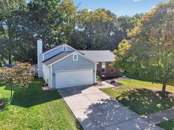 1605 Saffron Drive , Marysville, OH 43040
