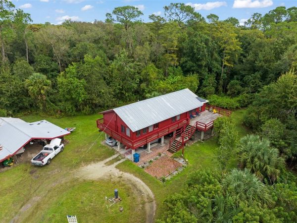 3946 LAKESHORE DRIVE , NEW SMYRNA BEACH, FL 32168