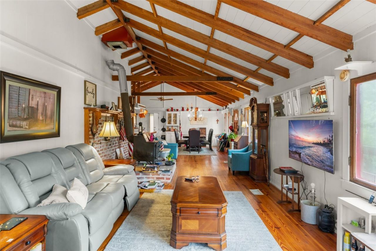 3946 Lakeshore Drive , New Smyrna Beach, FL 32168 Photo
